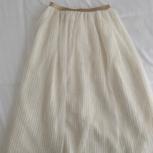 Cat & Jack Other - Cream Girls Holiday Skirt
